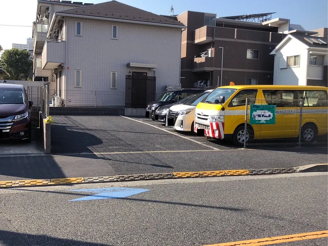 江戸川区西葛西７丁目　月極駐車場